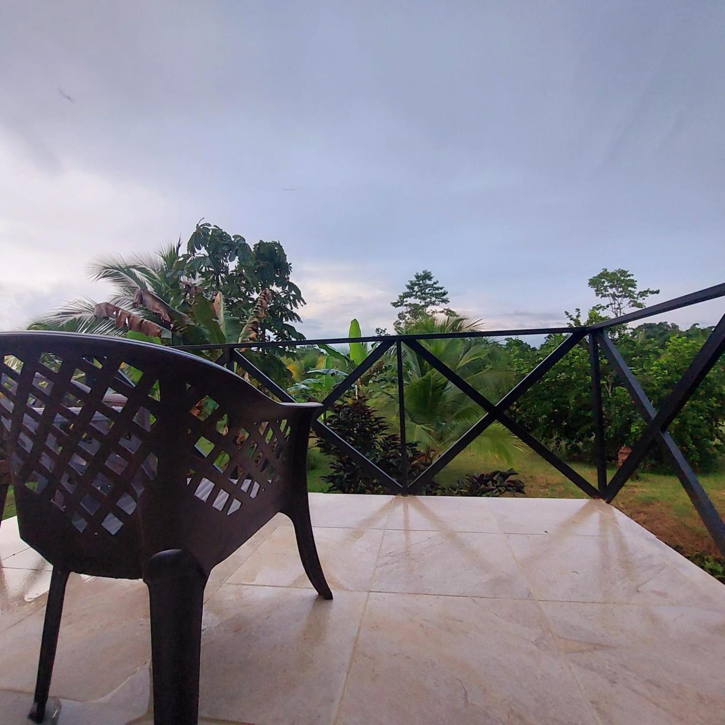 Bewak Cr Otel Tortuguero Dış mekan fotoğraf